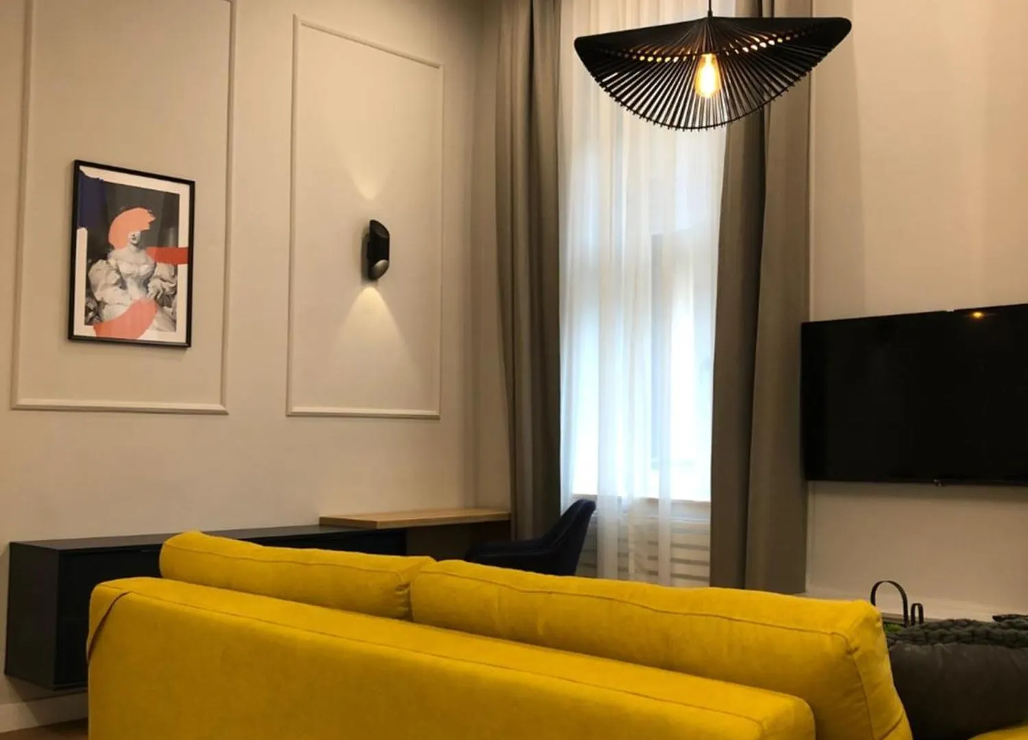 Home At The Castle Budapest Apartment